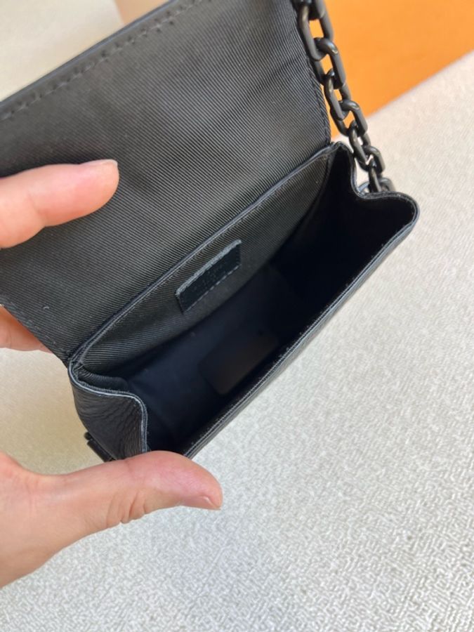 LV 路易威登Nano Steamer 黑色全皮壓紋 單肩斜挎包-7