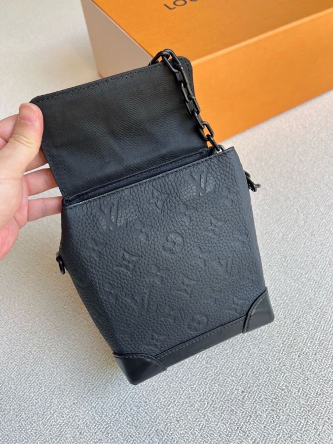 LV 路易威登Nano Steamer 黑色全皮壓紋 單肩斜挎包-9