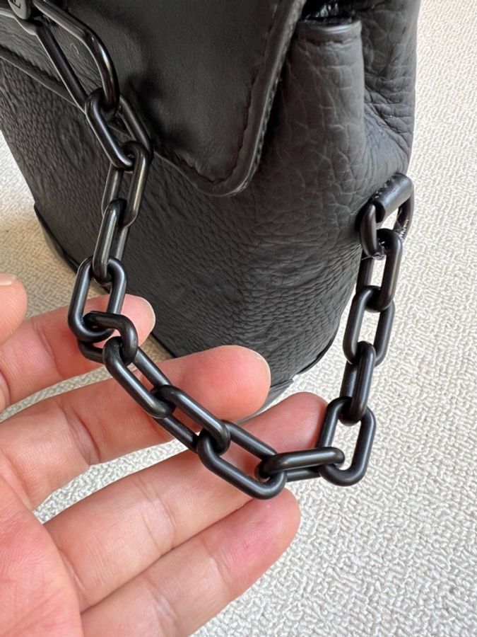 LV 路易威登Nano Steamer 黑色全皮壓紋 單肩斜挎包-10