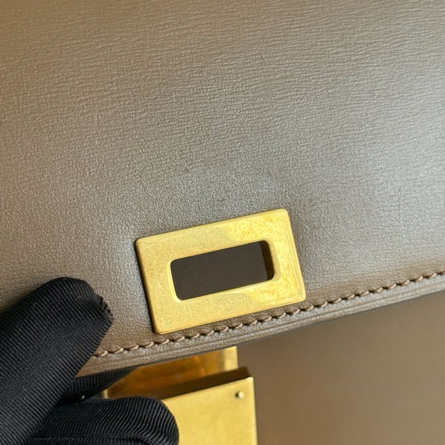 98新🤎 Celine 瑟琳 Box Teen 焦糖色金釦 中號-36