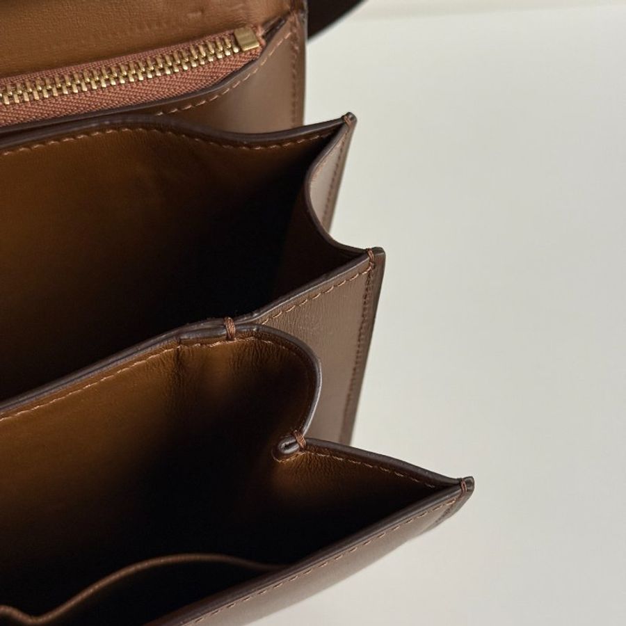 98新🤎 Celine 瑟琳 Box Teen 焦糖色金釦 中號-46