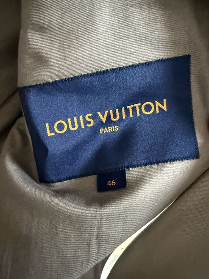 Louis Vuitton sculptural jacket and pants set 西裝 46/40-4
