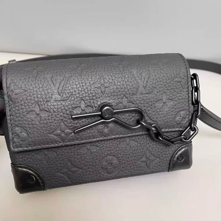 🌷芯片款!Louis Vuitton LV Soft Trunk 老花全皮壓紋黑武士 盒子包 迷你-2