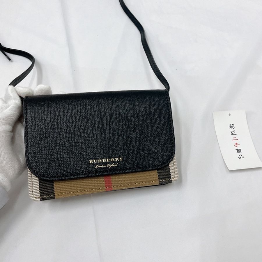 莉亞精品♡Burberry格紋 WOC 黑 二手-2