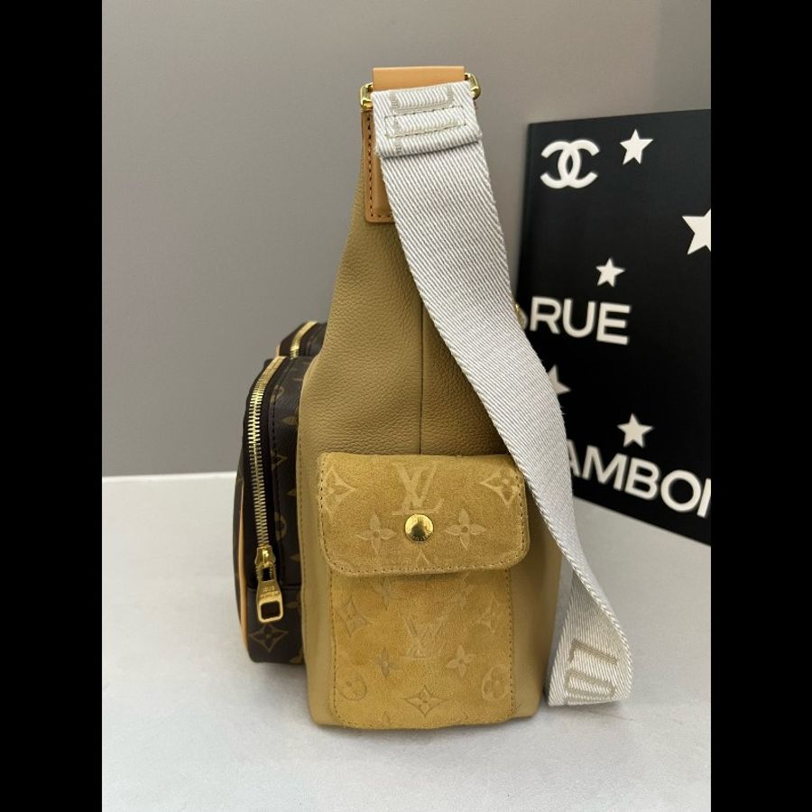 路易威登/Louis Vuitton
LV HOBO CARGO 手袋-1