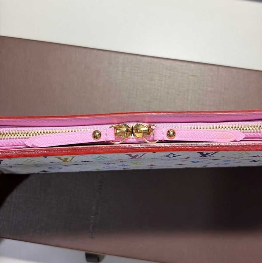 Louis Vuitton LV 村上隆 白色33彩 對開雙拉鍊長夾/皮夾-14