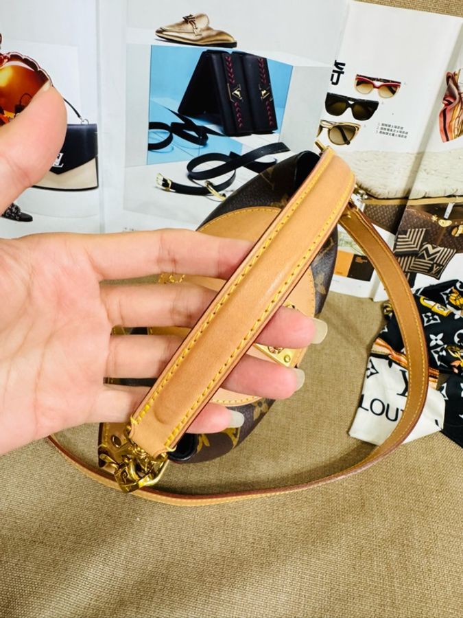 LV Duffle M43587 薯條包,手提、斜背包-2