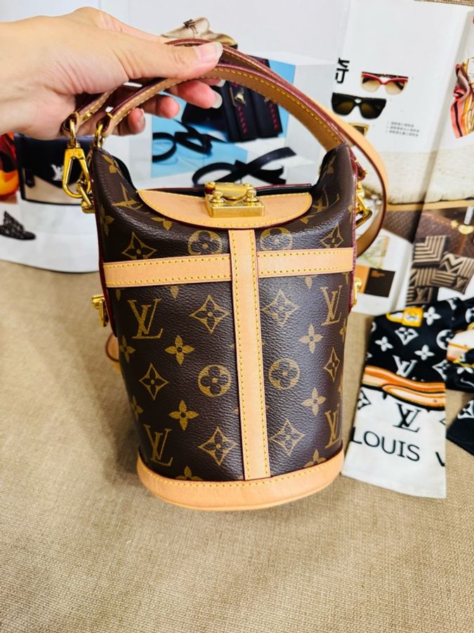 LV Duffle M43587 薯條包,手提、斜背包-5