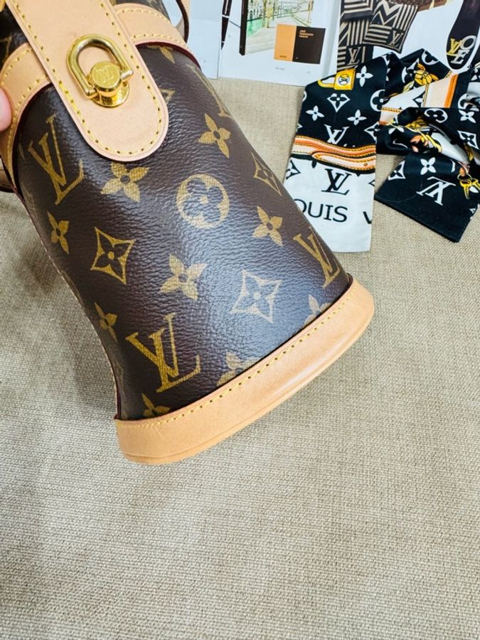 LV Duffle M43587 薯條包,手提、斜背包-9