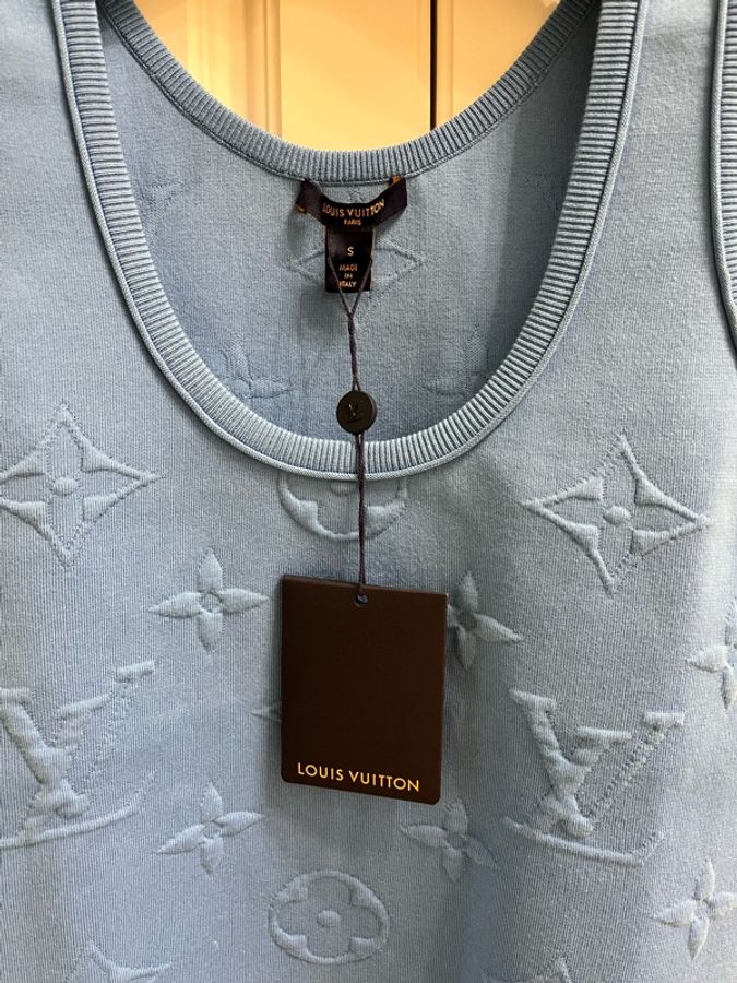 LOUIS VUITTON《全新》3D Monogram 滿版Logo重磅針織背心|天空藍|S號|義大利製-26