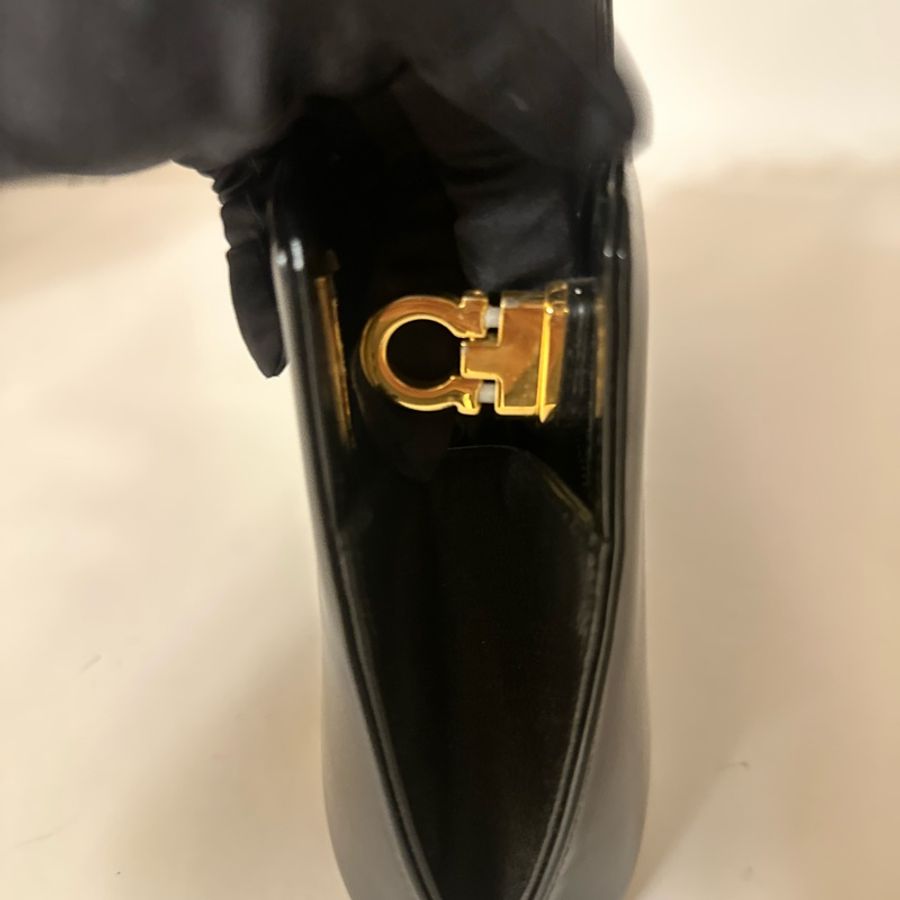 ferragamo Wanda eastwest-17