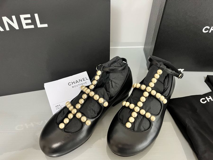 CHANEL 香奈兒《全新》珍珠瑪莉珍平底鞋 Mary Jane 黑色|36C|專櫃正品 全配-35