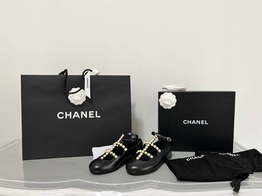 CHANEL 香奈兒《全新》珍珠瑪莉珍平底鞋 Mary Jane 黑色|36C|專櫃正品 全配-36