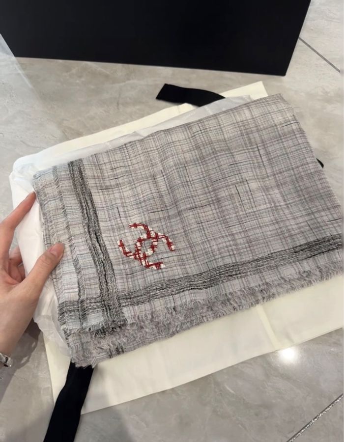 Chanel香奈兒26B隱藏款圍巾-3
