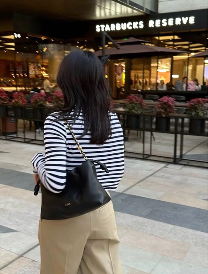 LOEWE 羅意威 新款福袋包 配塵袋-5