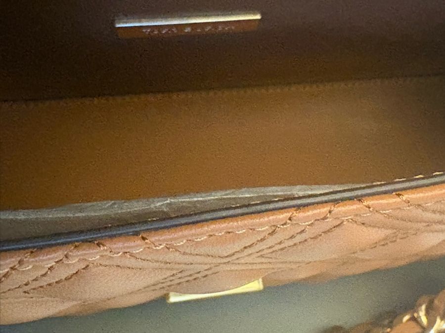 TORY BURCH Fleming 流蘇菱格翻蓋斜背鏈包 棕-6