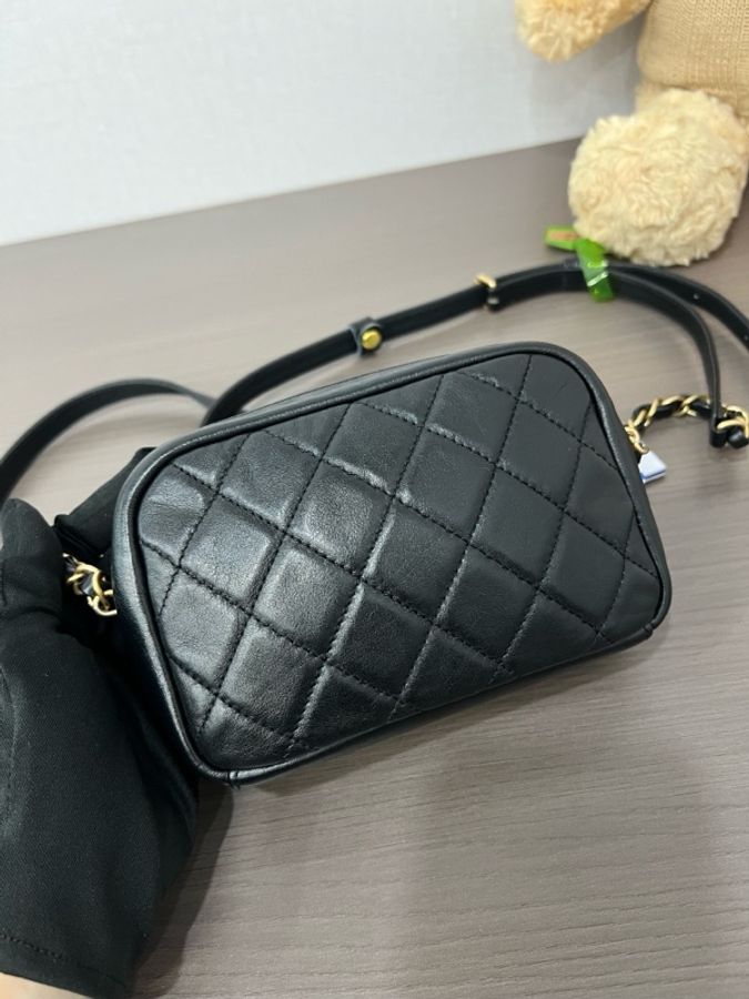 Chanel 香奈兒 黑金迷你相機包 26開無卡 16*12-2