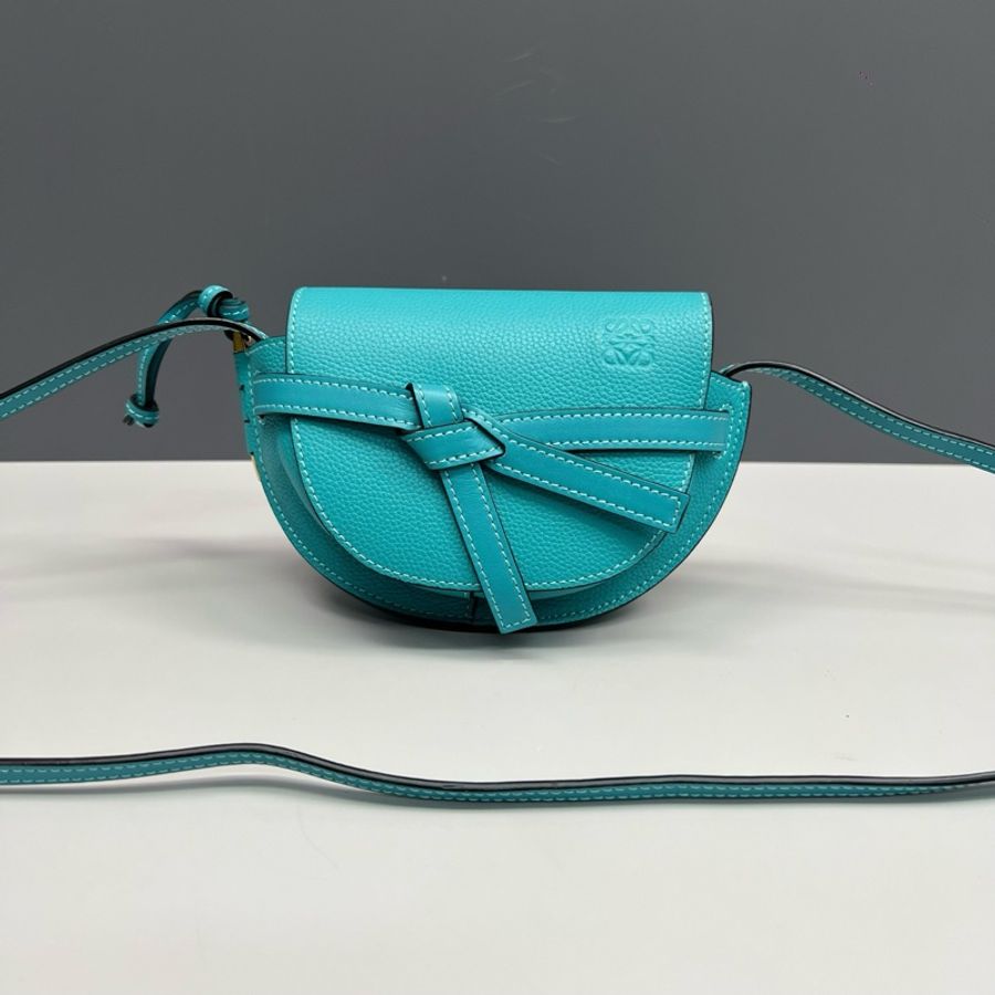 Loewe羅意威 湖水藍全皮迷你gate馬鞍包 98新-0