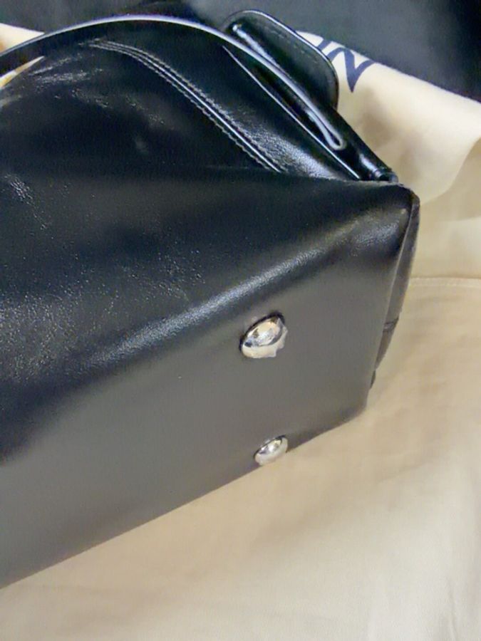 LV路易威登 Carryall 黑武士小號 黑色羊皮 芯片款-2