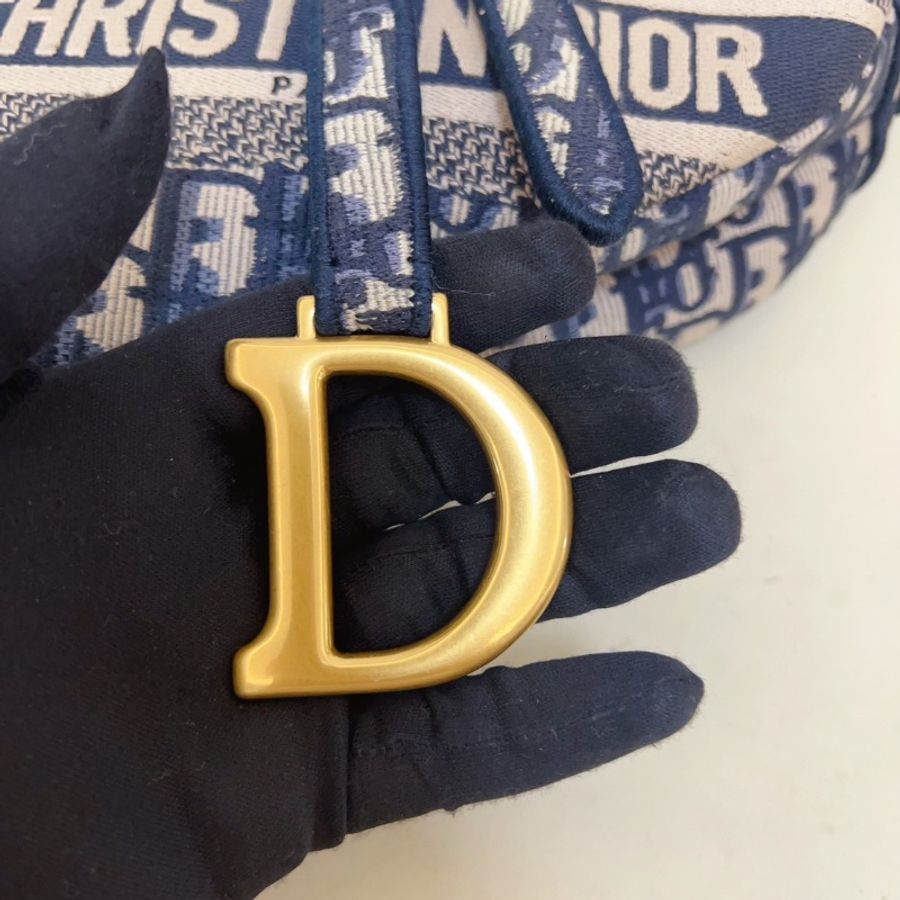 全新閒置🩵#Dior #中號馬鞍包 #藍色刺繡 #台灣保卡塵袋 #專櫃12.5萬‼️-10