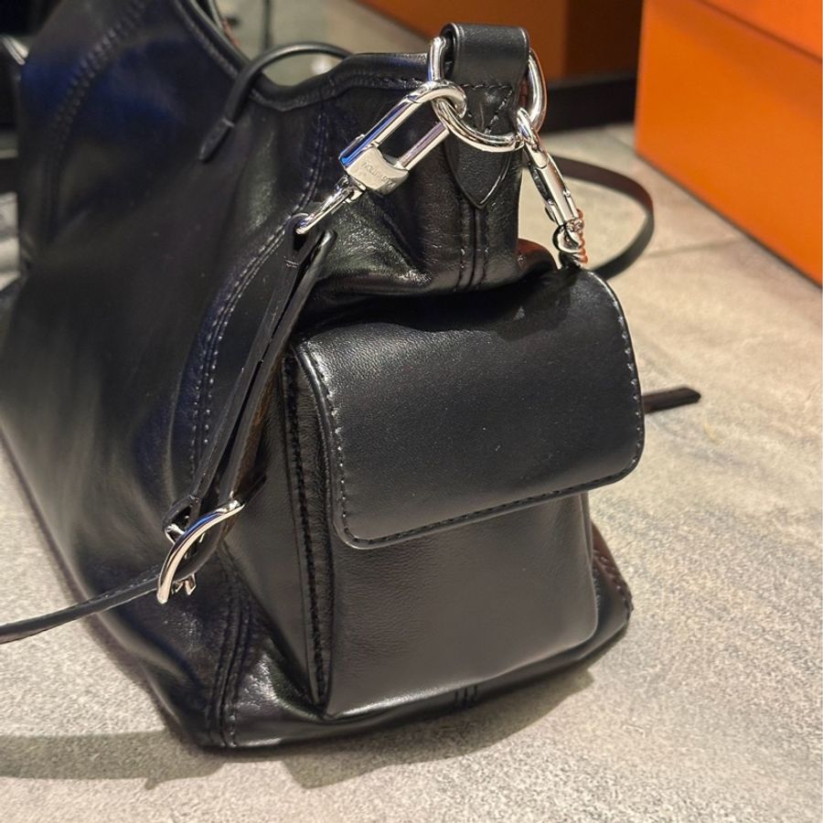 全新降價‼️‼️LV CarryAll Cargo PM 黑武士在這-9