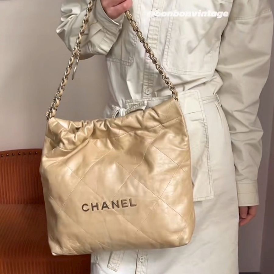 全新全配🧋✨#香奈兒 #22bag #奶茶金 #2024台灣購證 #金扣小號-0