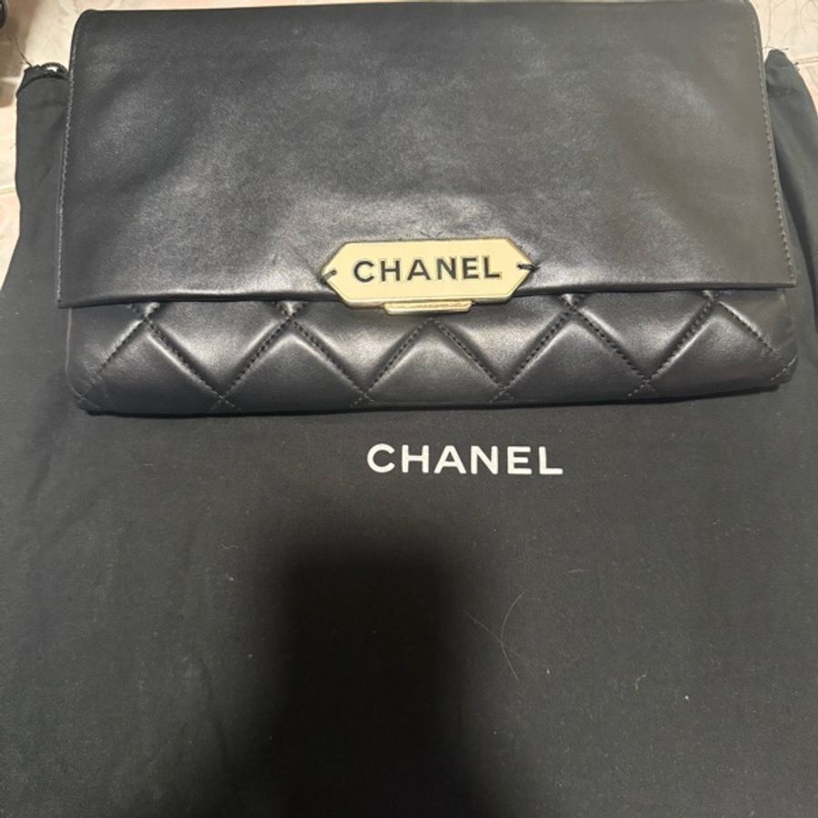Chanel 搪瓷扣單肩包-5