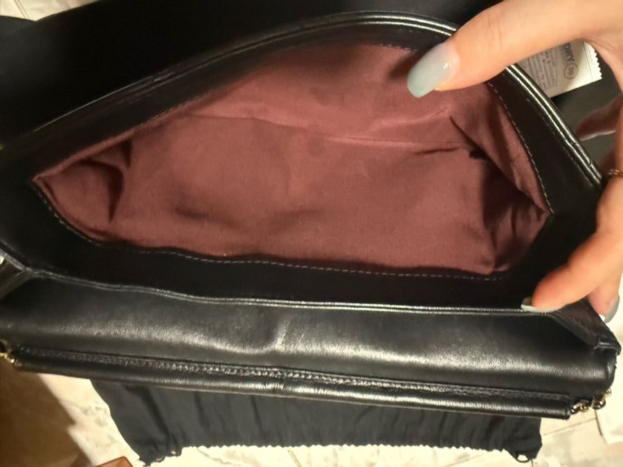 Chanel 搪瓷扣單肩包-11