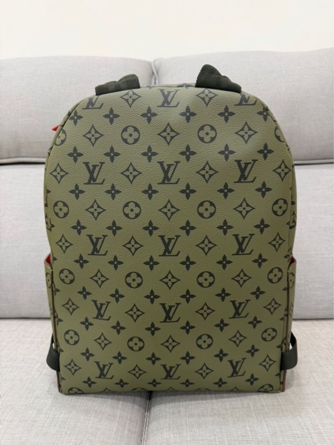 LV Discovery 雙肩包 後背包 軍綠色-8