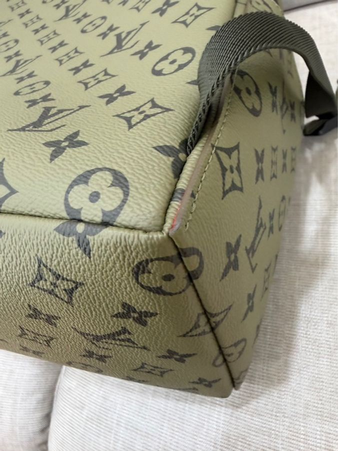 LV Discovery 雙肩包 後背包 軍綠色-13