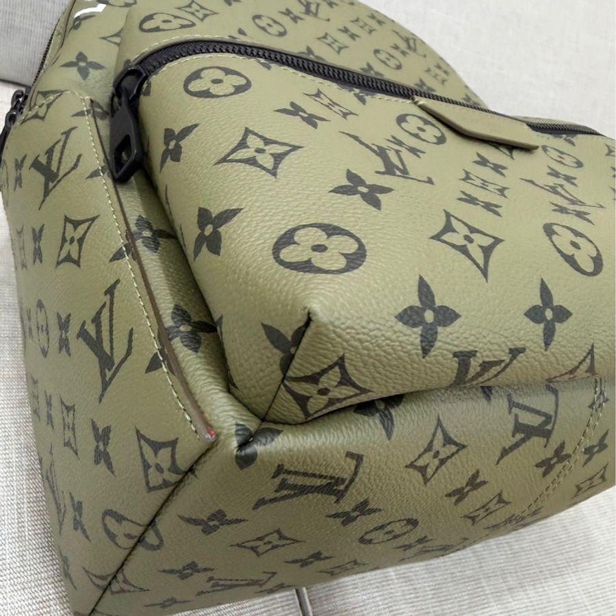 LV Discovery 雙肩包 後背包 軍綠色-32
