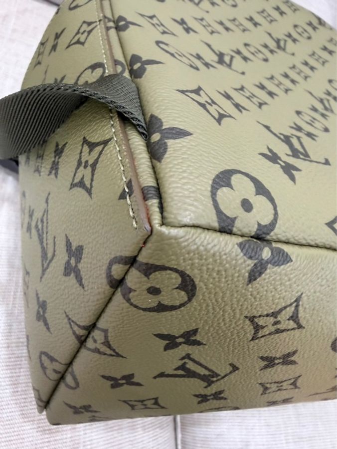 LV Discovery 雙肩包 後背包 軍綠色-33