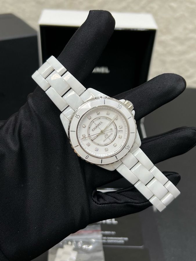 Chanel香奈兒J12 CALIBER 12.1腕表 H5705 表徑38毫米附件 卡 盒-1