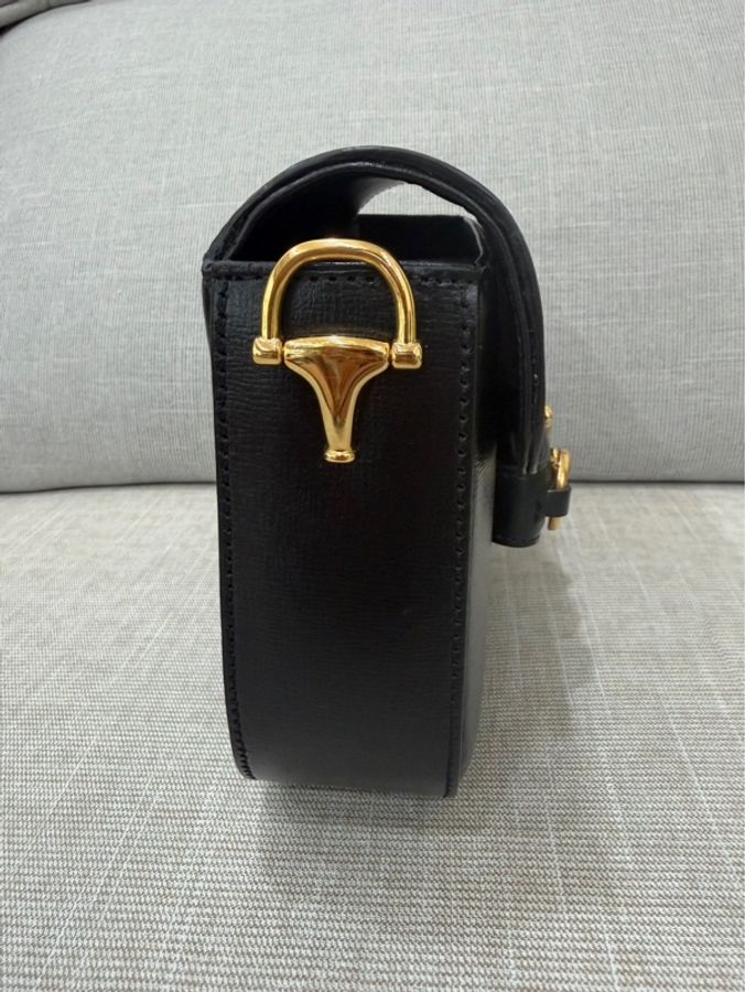 Gucci 經典黑色1955系列馬銜扣斜背包-9