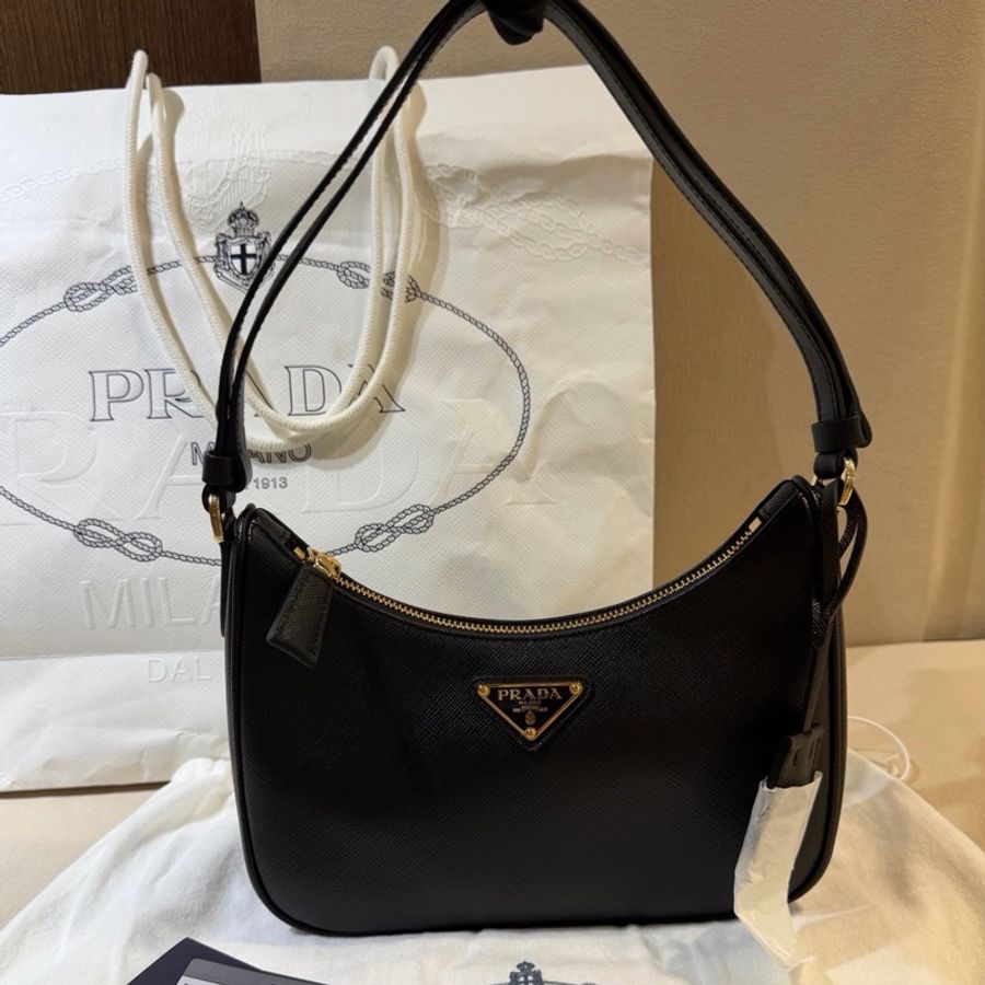 閒置 未使用 Prada/普拉達 全皮 hobo 皮肩帶可調節成單肩斜挎-0