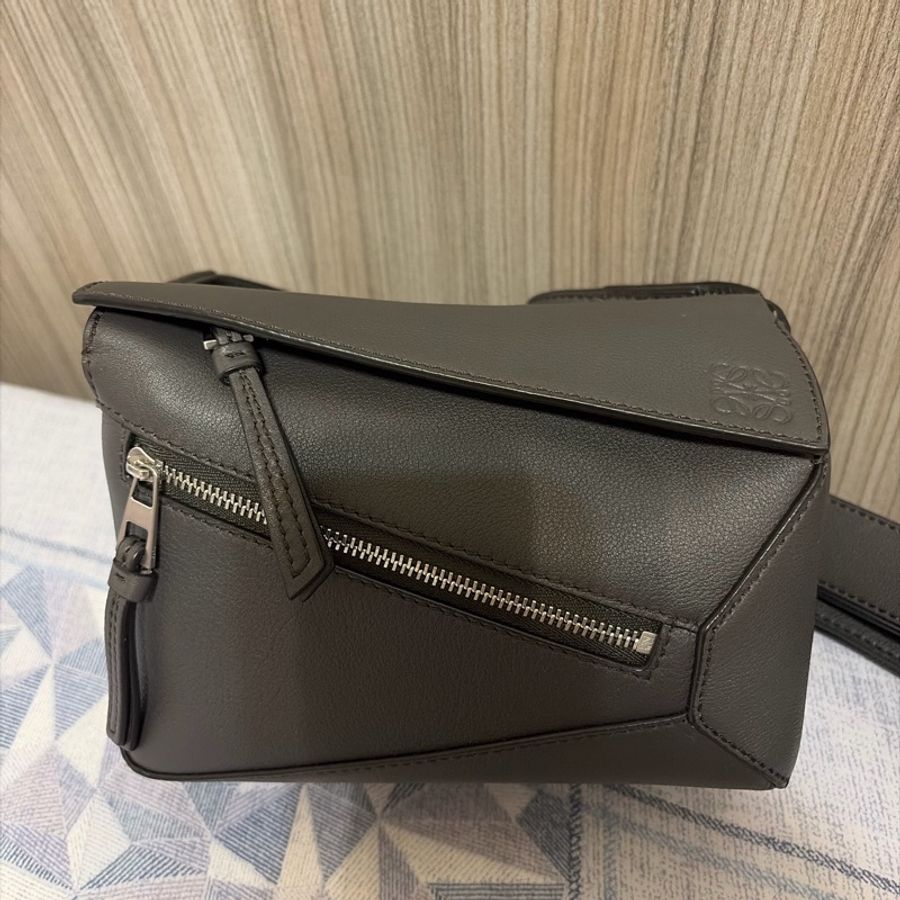 Loewe mini puzzle 腰包-5