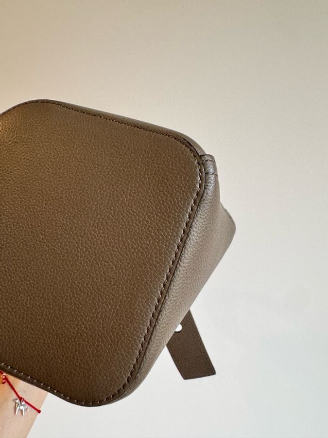 LOEWE Mini Pebble 水桶兩用包 肩背 手提-5
