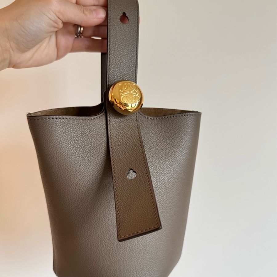 LOEWE Mini Pebble 水桶兩用包 肩背 手提-8
