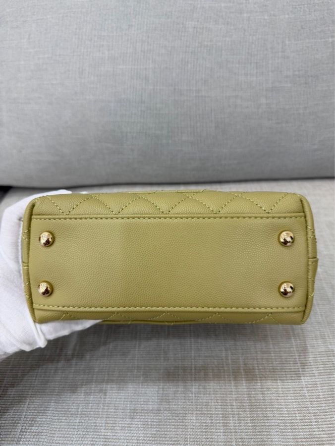 Chanel香奈兒芥末黃荔枝牛皮coco handle mini 金釦-14