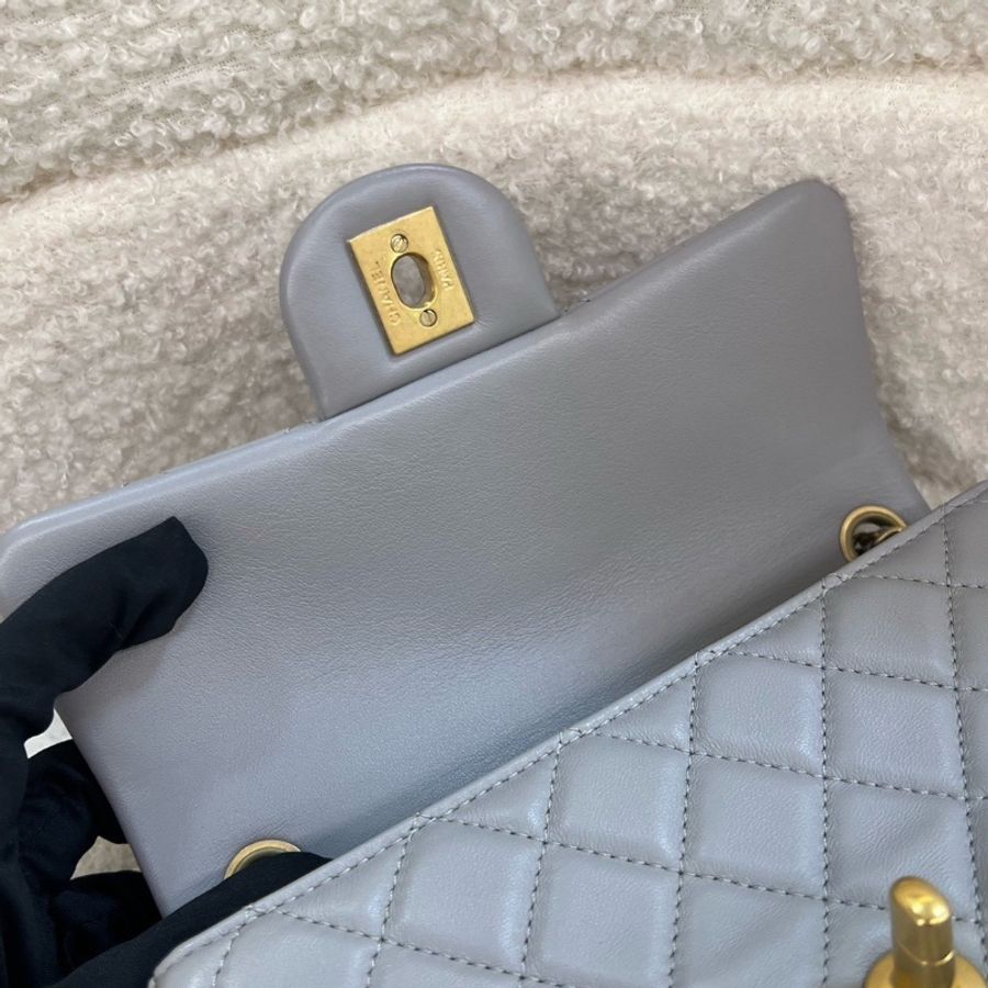 全新全配🩶#香奈兒 #灰色金球 #cfmini #購證晶片款 #金球可調節鏈條-14