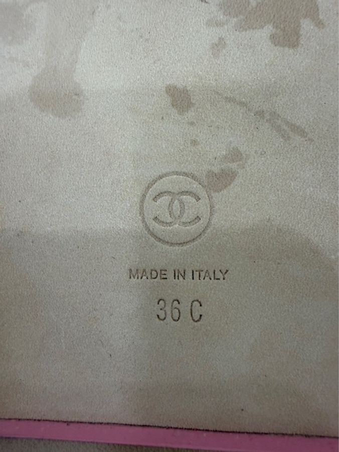 CHANEL 香奈兒經典雙C LOGOG魔術貼涼鞋 粉/白-15