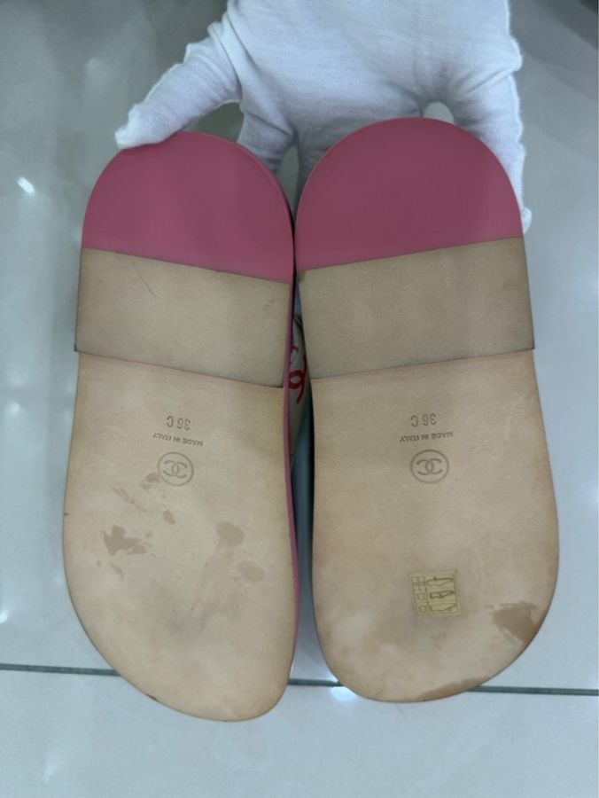 CHANEL 香奈兒經典雙C LOGOG魔術貼涼鞋 粉/白-22