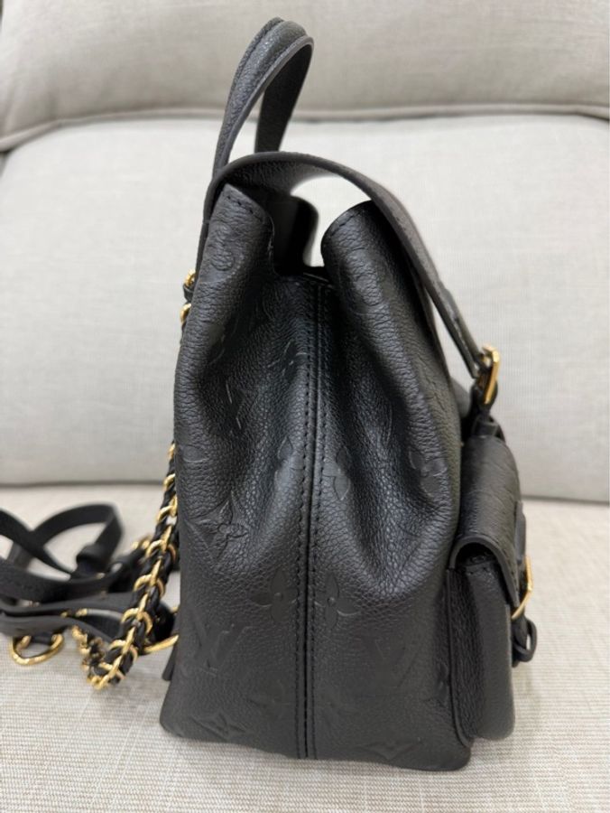 LV M47072 Backup 新款後背包黑色-7
