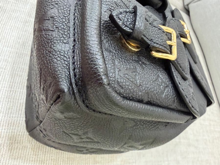LV M47072 Backup 新款後背包黑色-9