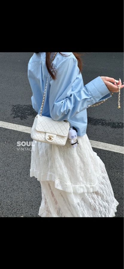 香奈兒 Chanel白色金球方胖子-2
