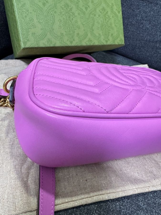 Gucci 專櫃正品 447632 馬卡龍紫 金釦 GG Marmont 中號 相機包斜背包 紫色 小方包-10