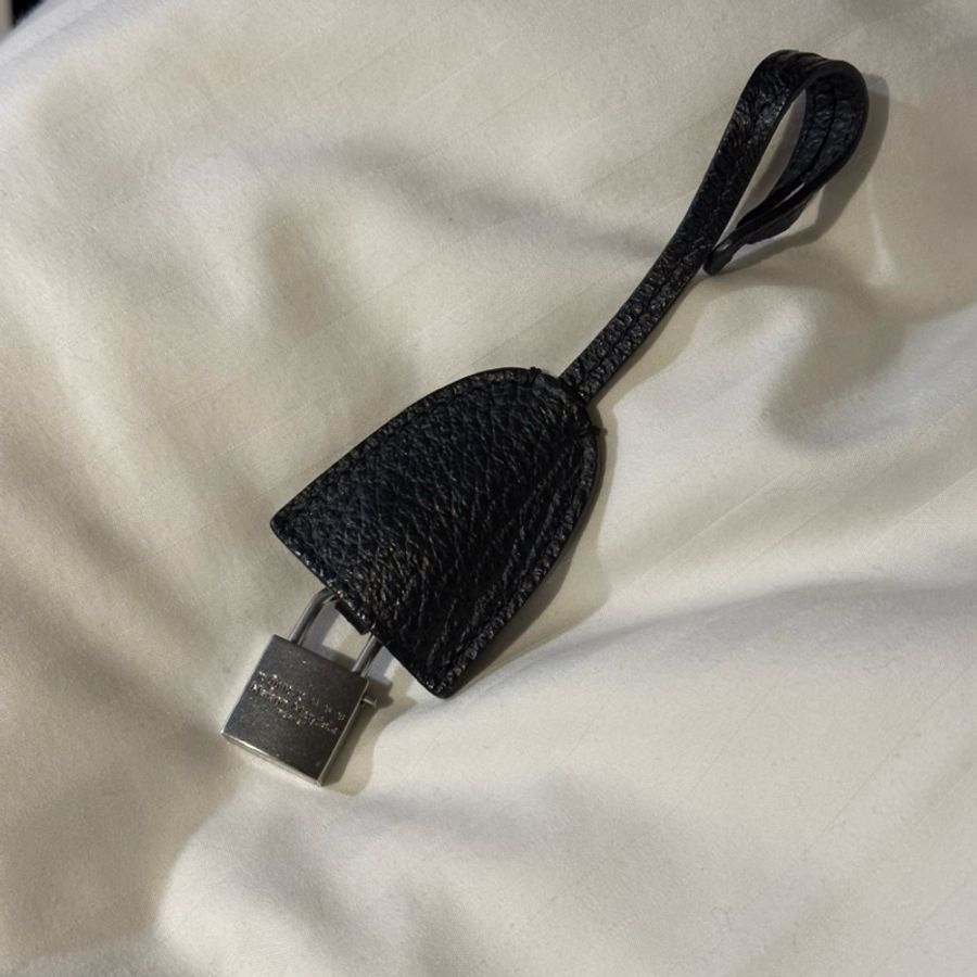 馬吉拉黑色 Maison Margiela 5Ac-11