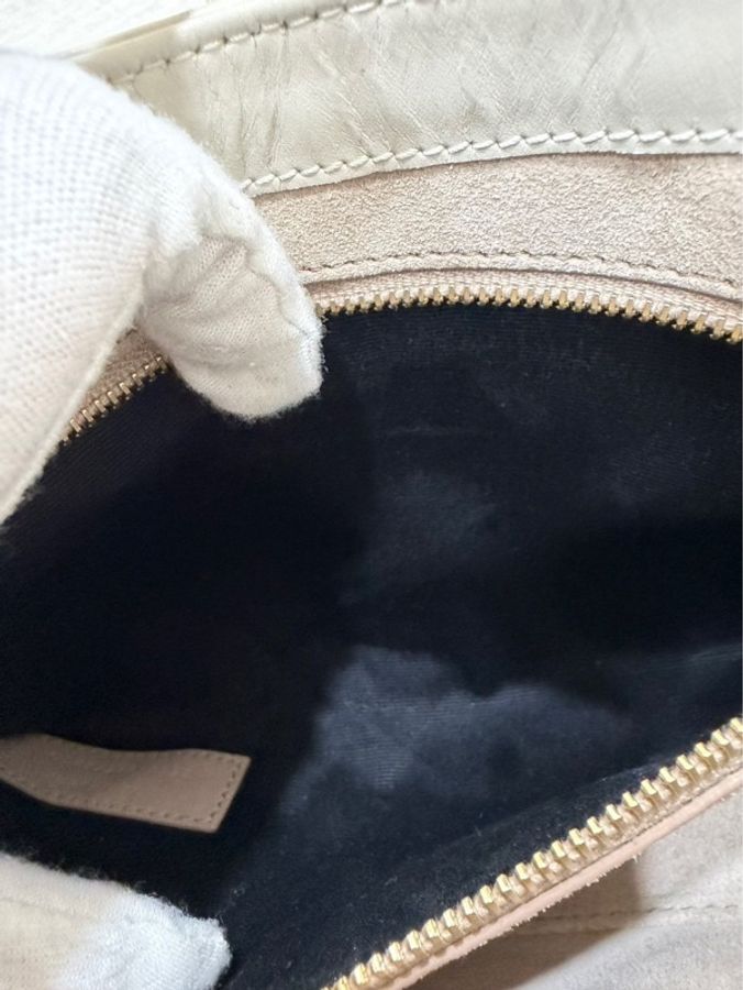 YSL Le 5 A 7 IN SMOOTH LEATHER hobo 腋下包 白色復古金扣-23