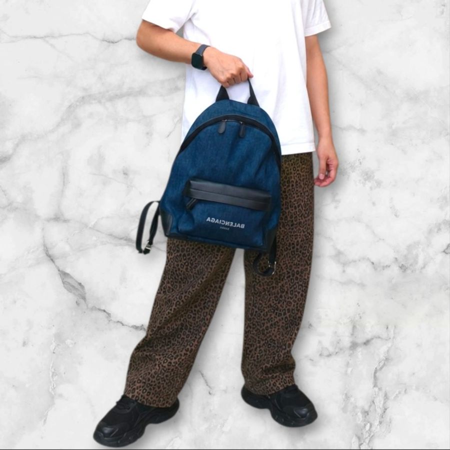 【8成新】㊣✨BALENCIAGA✨巴黎世家 牛仔 Balenciaga Explorer Backpack 丹寧 休閒 印字 後背包/二手包/二手精品/保證正品🌳二手樹屋🌳-50