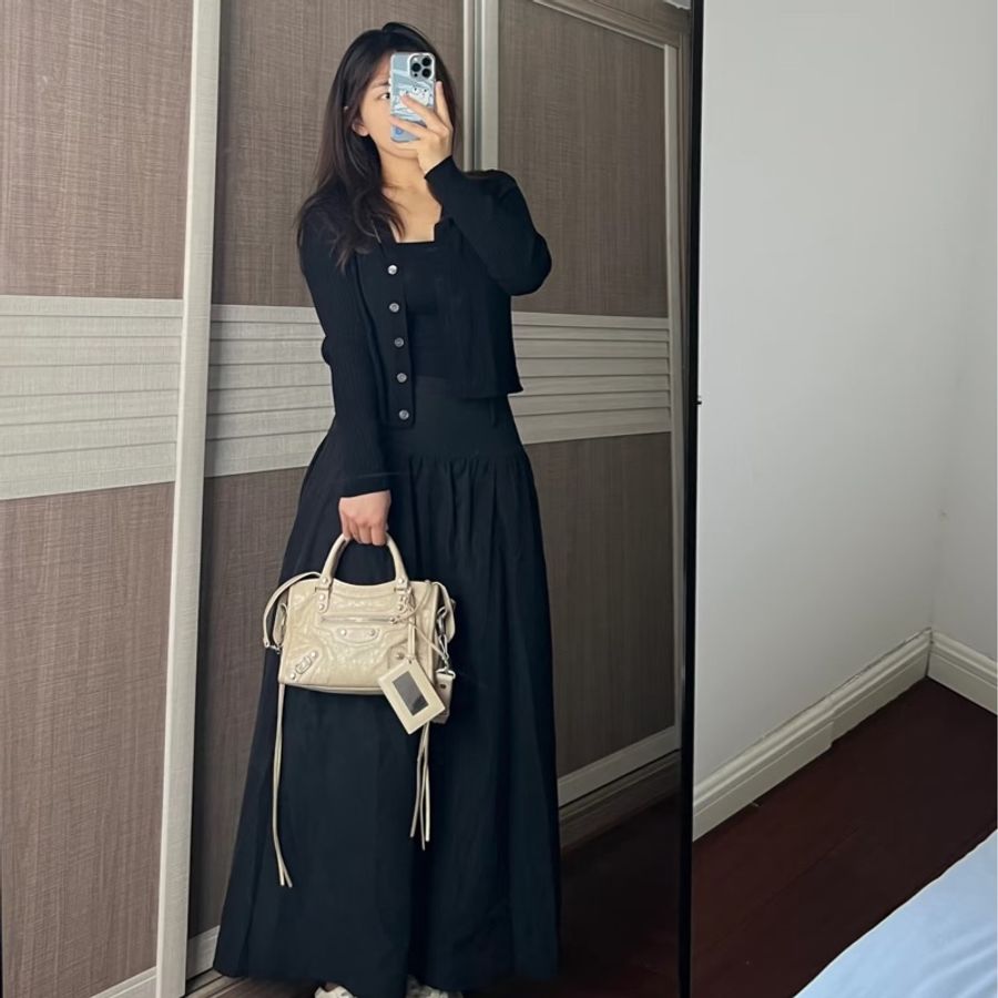《仙闆名牌精品》BALENCIAGA 巴黎世家namo mini City 奶茶色 機車包 斜背包 肩背包 手提包-5